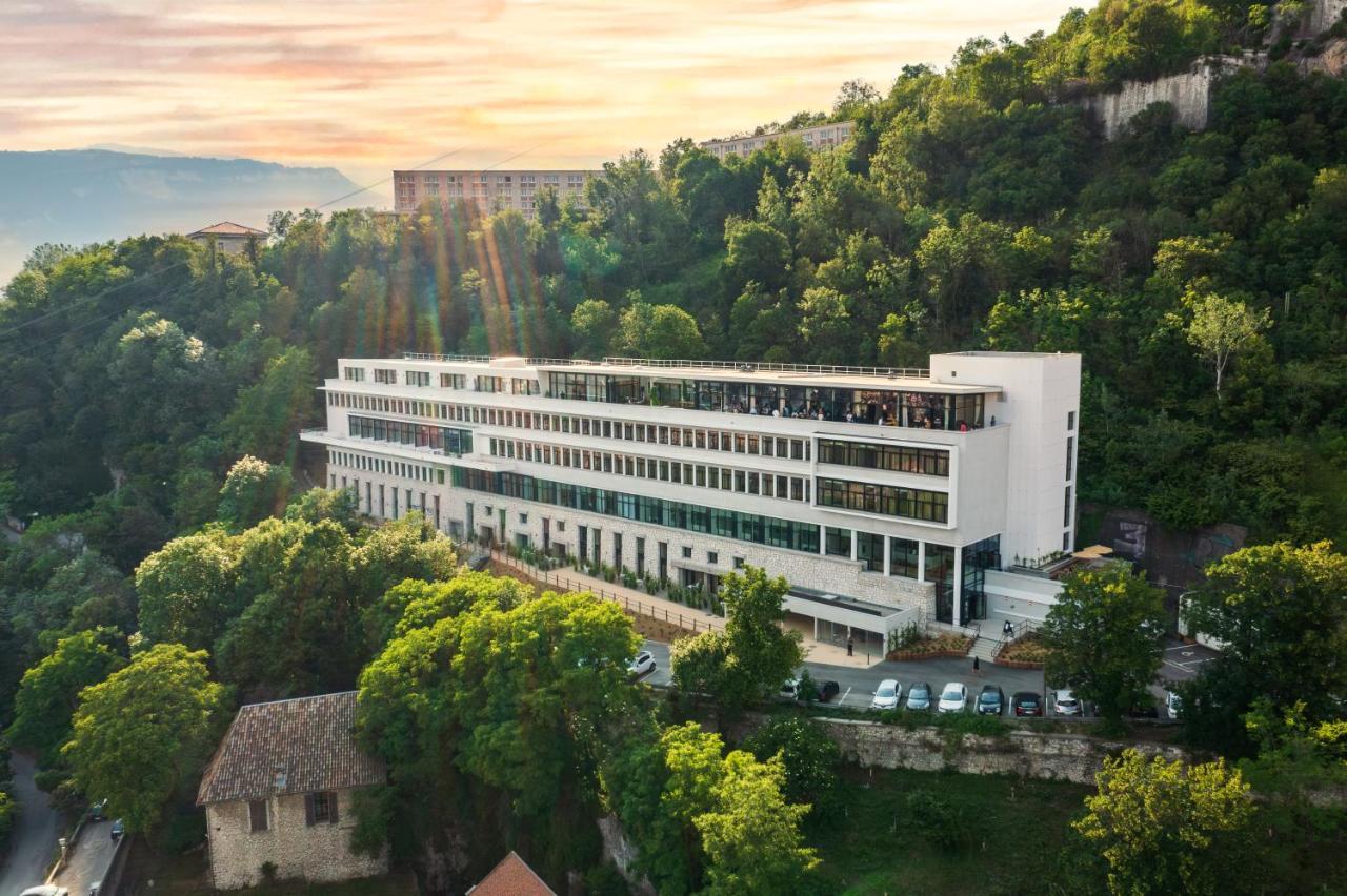 The Babel Community Hotel - Grenoble Bastille Экстерьер фото