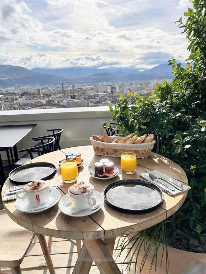 The Babel Community Hotel - Grenoble Bastille Экстерьер фото