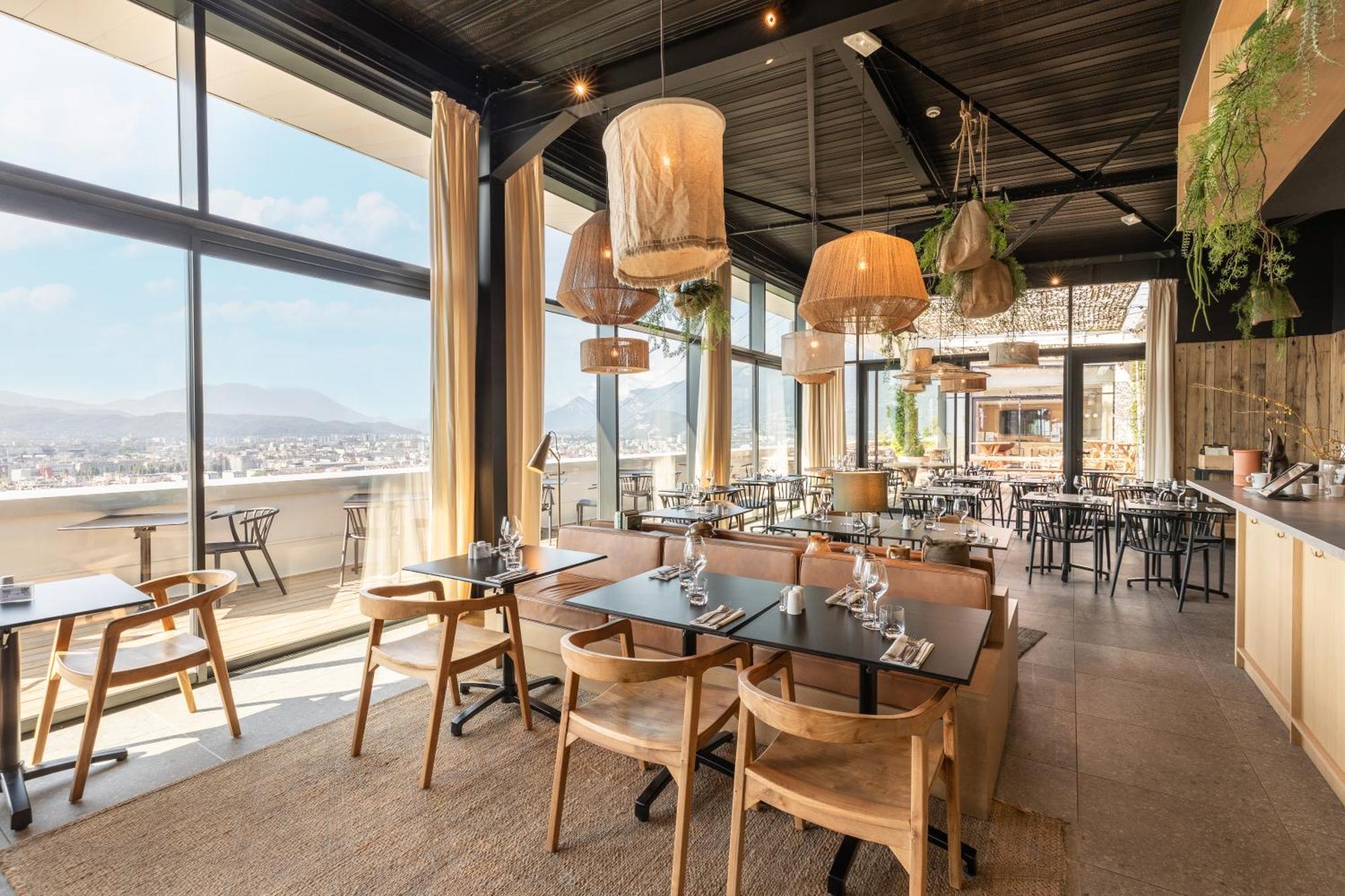The Babel Community Hotel - Grenoble Bastille Экстерьер фото